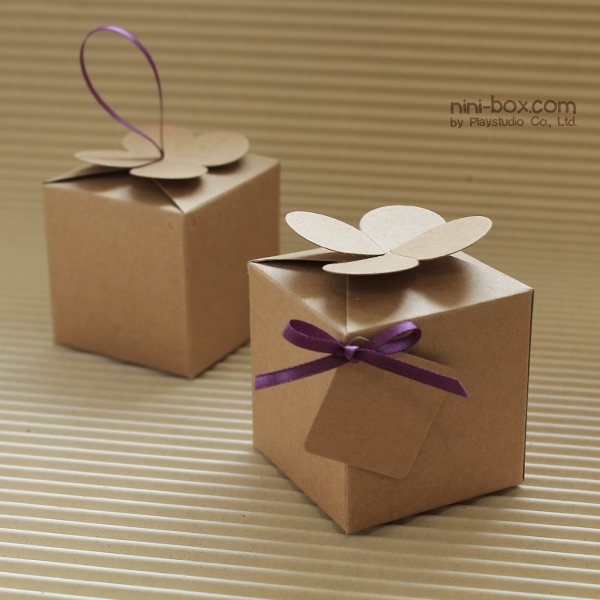 beebee { premium box } ฟรี! ป้าย beebee { premium box } ฟรี! ป้าย