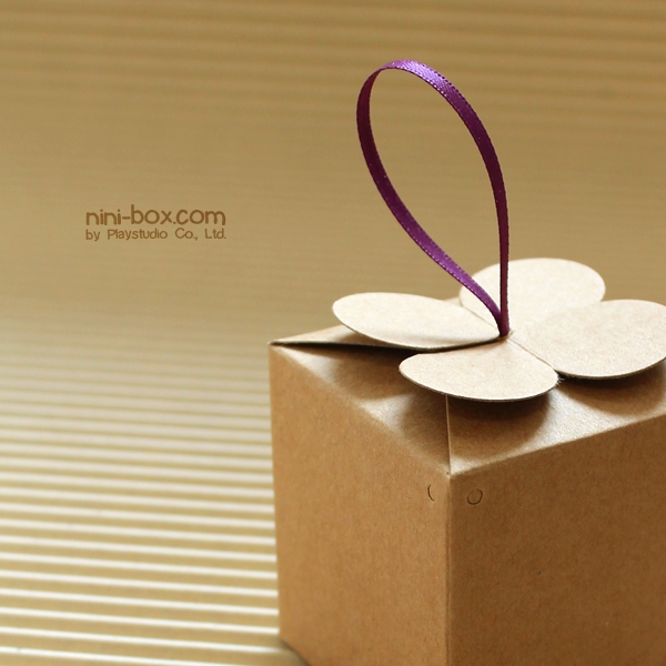 beebee { premium box } ฟรี! ป้าย beebee { premium box } ฟรี! ป้าย