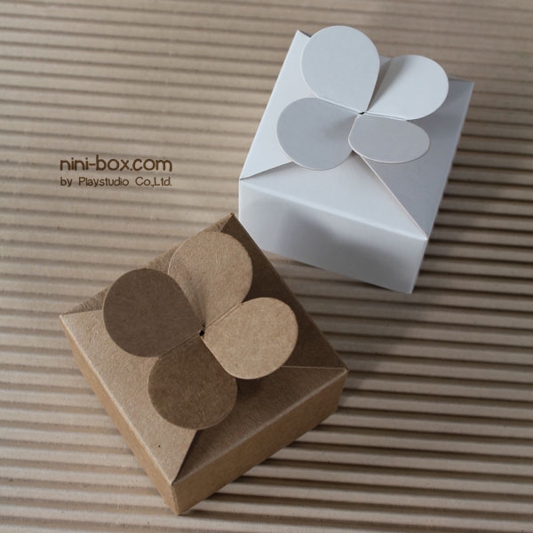 bee series { small premium box }