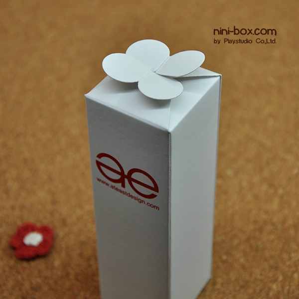 big dragonfly { perfume box } big dragonfly { perfume box }