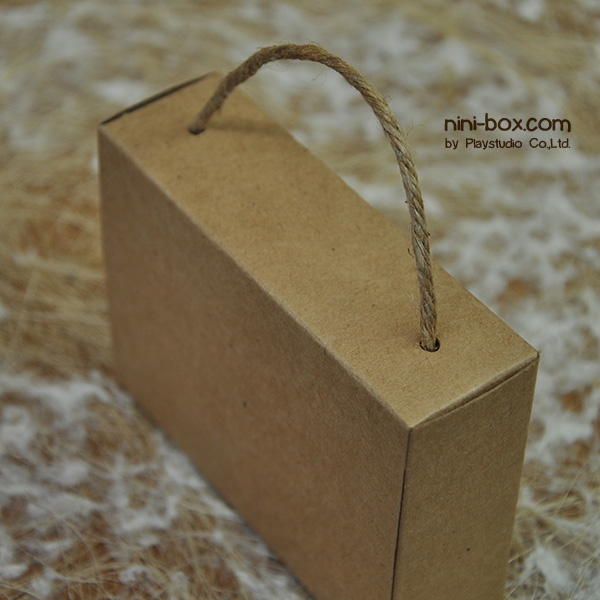 amy { product box } *PRE-ORDER amy { product box } *PRE-ORDER
