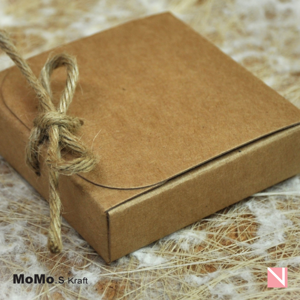 momo series { small premium box } momo series { small premium box }