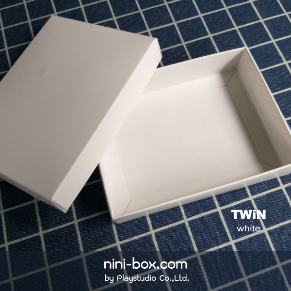 twin white { กล่องฝาครอบ } twin white { กล่องฝาครอบ }